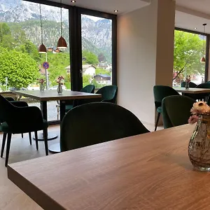 Hotel Und Frech