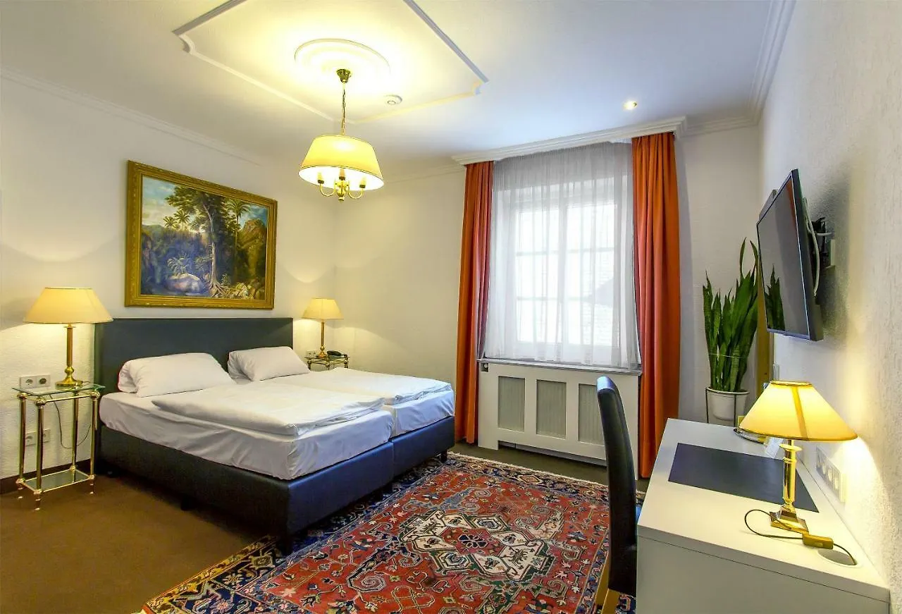 Hotel Adler Ingolstadt 3*,